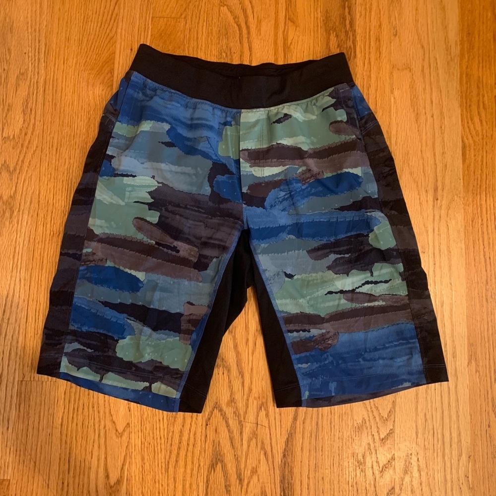 - Lululemon men’s shorts